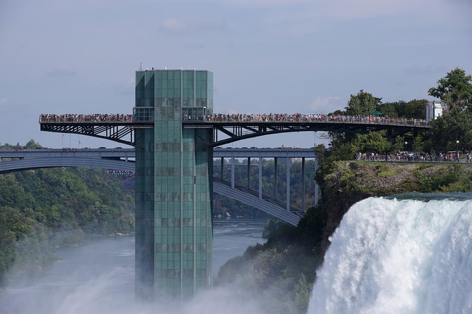 2-Day Niagara Falls USA Tour from Boston - The hotel stop: choosing between Niagara Falls and Buffalo reality