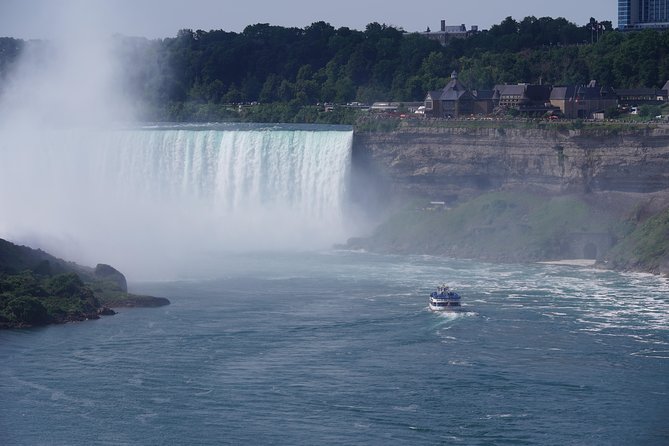 2-Day Niagara Falls USA Tour from Boston - Day 2 daytime classics: Whirlpool Park, Cave of the Winds, Maid of the Mist