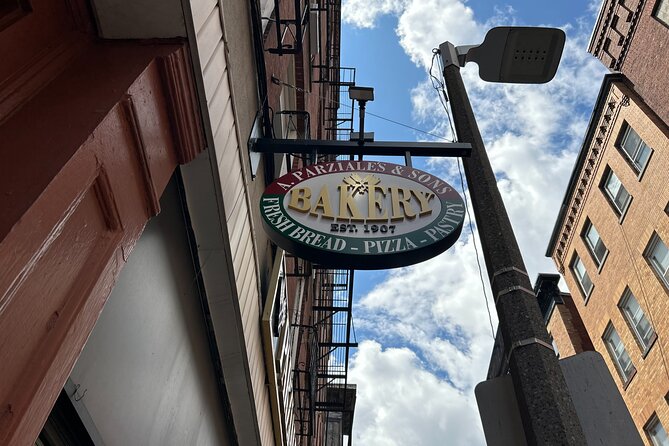 2 Hour North End 'Little Italy' Walking Tour - Entering the North End, the fast way