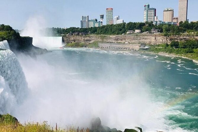 4-Day US East Coast New York, Washington DC, Niagara Falls Tour from Boston - New York City: Times Square, Rockefeller Center, Fifth Avenue, and St Patrick’s
