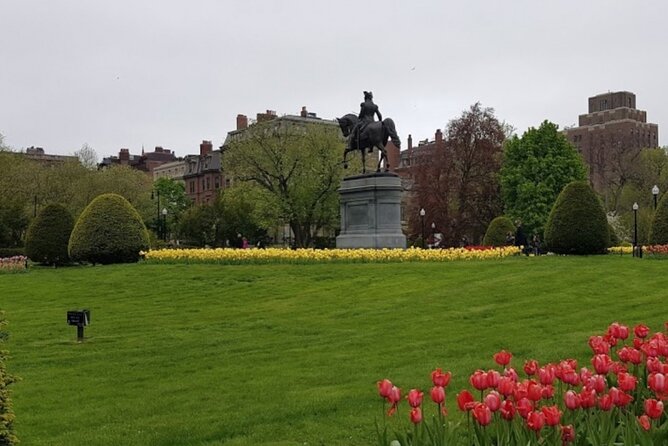 An Epic Scavenger Hunt: Boston Parks & Works of Art - Price and time value for a 2-hour Boston game