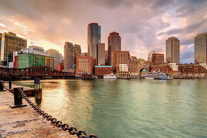 Arrival Private Transfer: Boston Airport BOS to Boston City in Luxury SUV - Sharing the SUV up to 5 people, and when that’s best value