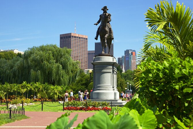 Arrival Private Transfer: Boston Airport BOS to Boston City in Luxury SUV - What a smooth ride feels like: the courtesy details that matter