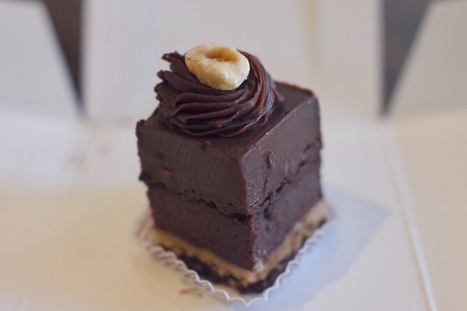 Back Bay Chocolate and Art Galleries Tour - Meeting at Prudential Center, then straight into Newbury Street