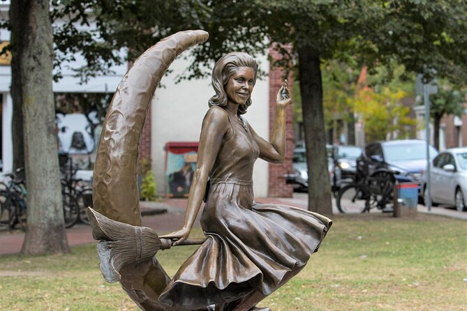 Best Historic Overview of Salem Walking Tour - The Guide Factor: Stories, Humor, and Staying on Track
