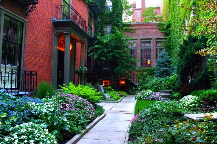 Best of Boston: Full-Day Private Tour - Quick hits you can bank on