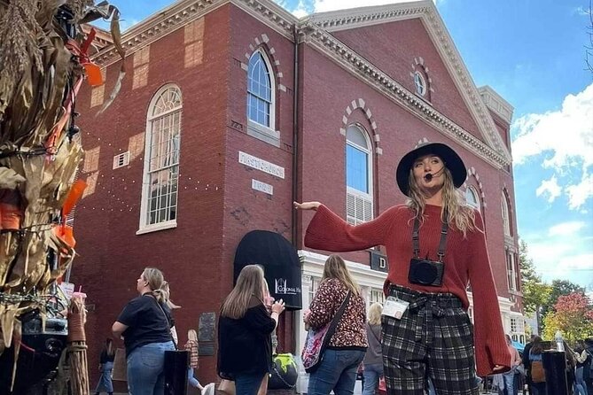 Bewitched Walking Tour of Salem - How the Tour Works: Walking Pace, Group Size, and Time on Task