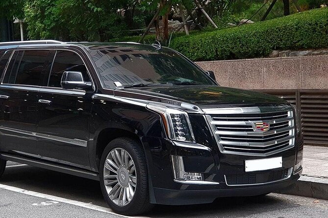 Black Car services - The Ride: Private, Air-Conditioned, and Route-Focused