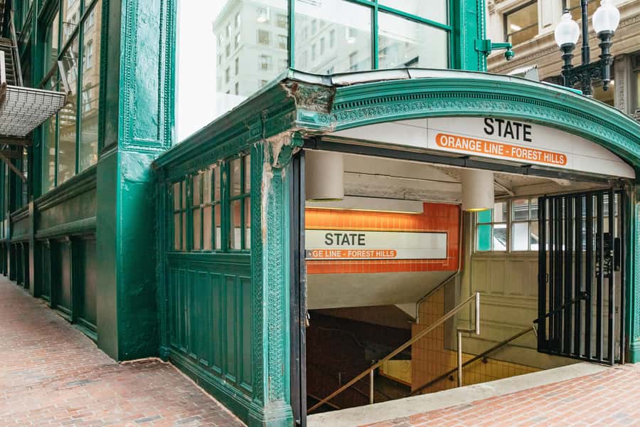 Boston: 2-Hour Historic Walking Tour - Marathon Finish Line and big landmarks on a 2-hour walk