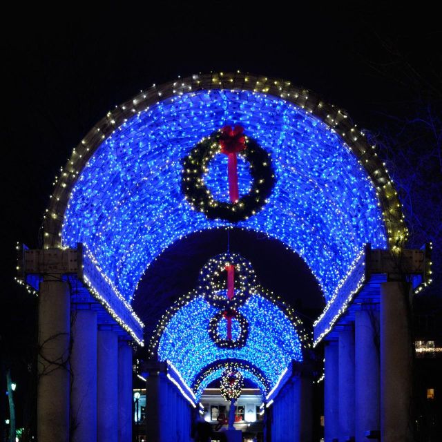 Boston: A Bostonian Christmas Private Tour - Readers’ Park holiday lights and winter walking, the photo part you’ll actually enjoy