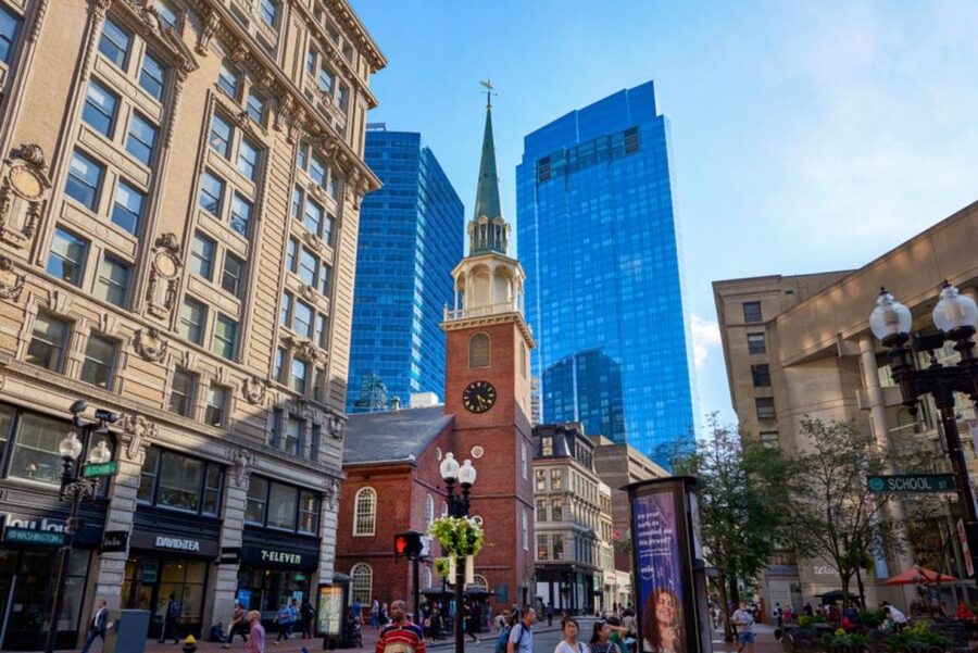 Boston: A Bostonian Christmas Private Tour - Price and group size, is $1,203 for up to 4 worth it?