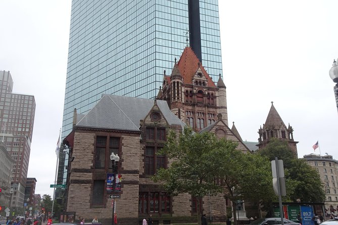 Boston Back Bay self-guided walking tour & scavenger hunt - How to get the most out of the smartphone challenges
