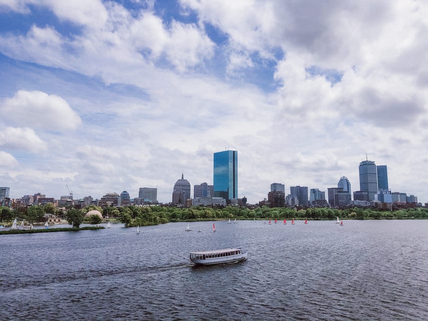 Boston: Charles River Sunset and Cocktail Cruise - What You Get on This Boston Sunset Cocktail Cruise