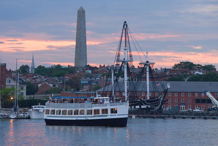 Boston: City Cruises Sunset Skyline Cruise with Commentary - Logan Airport and East Boston: Watching a Working Harbor at Night