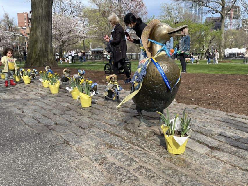 Boston: City History and Highlights Audio App Walking Tour - Quincy Market, Faneuil Hall, and the Liberty Push of Samuel Adams
