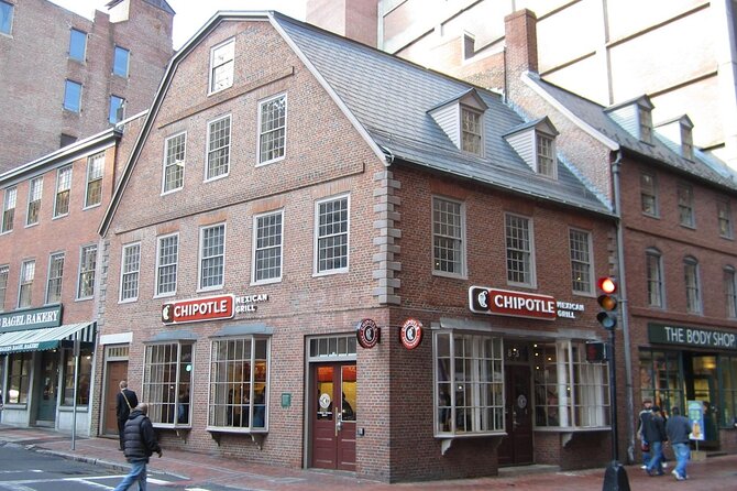 Boston Civil War and Abolition Movement: A Self-Guided Audio Tour - Granary Burying Ground and Paul Revere’s Grave: old names, new meaning