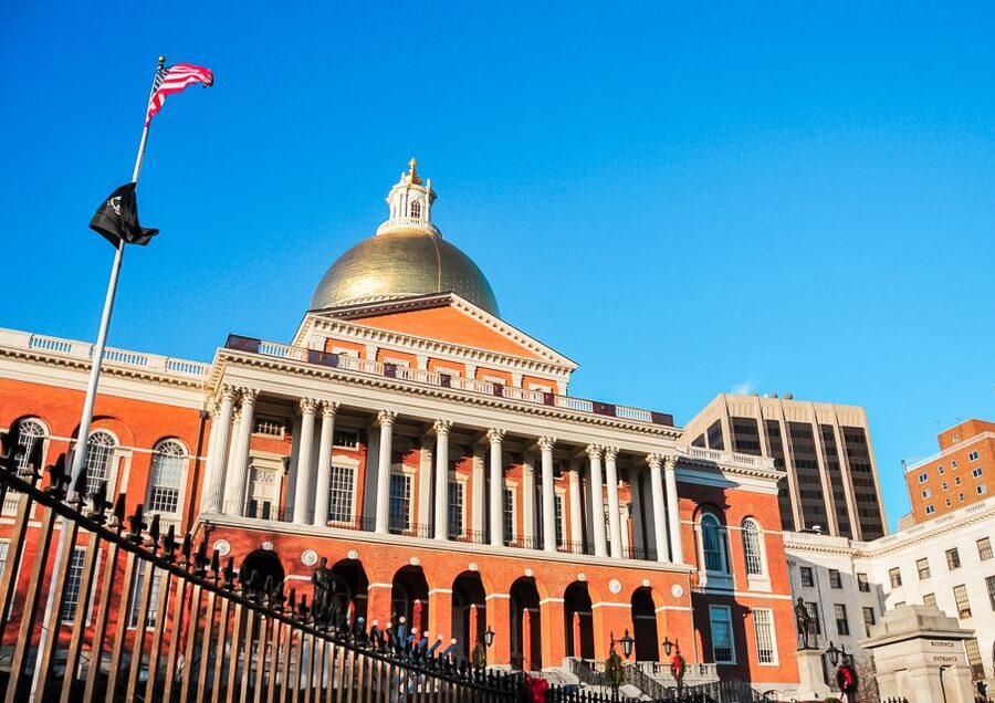 Boston Duck Tour: The Original and World-Famous - Multilingual GPS App: Helpful Tools, Not a Replacement for the Live Guide