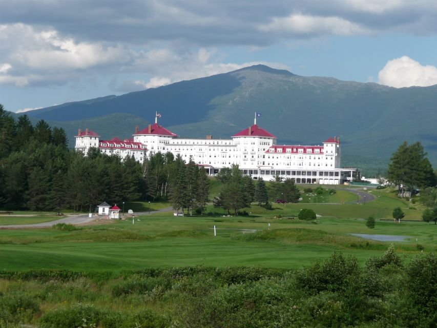 Boston: Fall Foliage Tour - From Boston to New Hampshire in a climate-controlled day