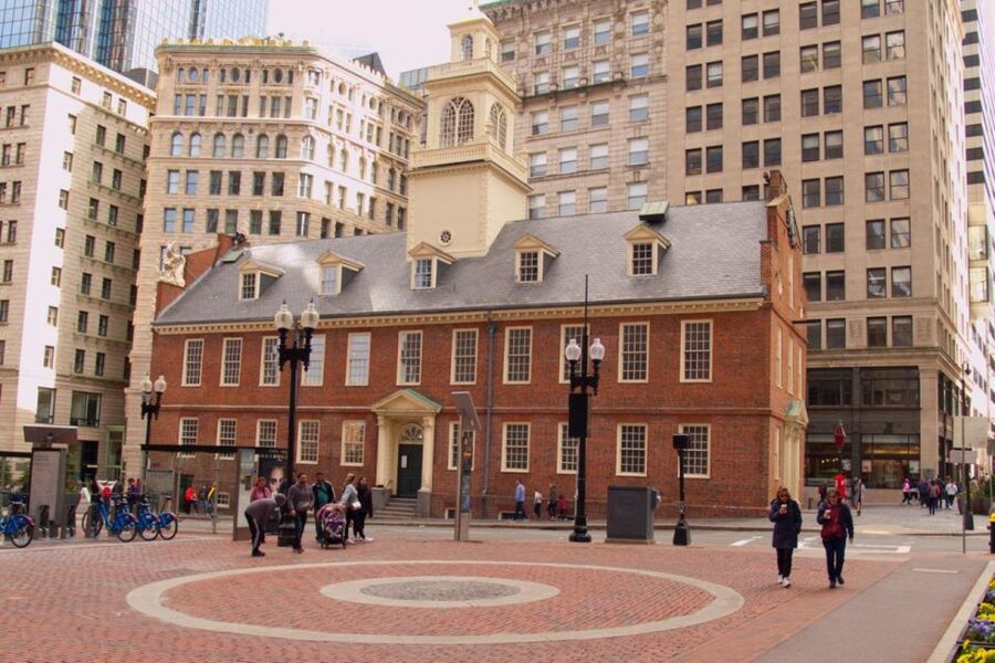 Boston: Freedom Trail, Bunker Hill, & USS Constitution Tour - Faneuil Hall, Paul Revere House, and Old North Church: the message network that mattered