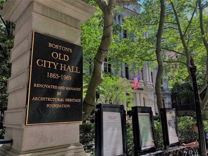 Boston: Freedom Trail Tour with Old North Church & Cruise - North End walking and the Paul Revere neighborhood feeling