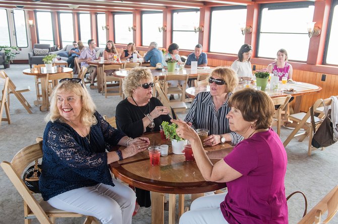 Boston Harbor Brunch Cruise - Moderately narrated captain commentary, and why that can be a good thing