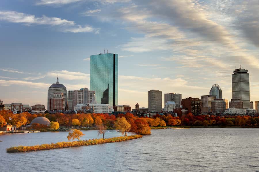 Boston Harbor Fall Foliage Weekend Brunch Cruise - Rowes Wharf departures to Harbor Islands: what the timing feels like