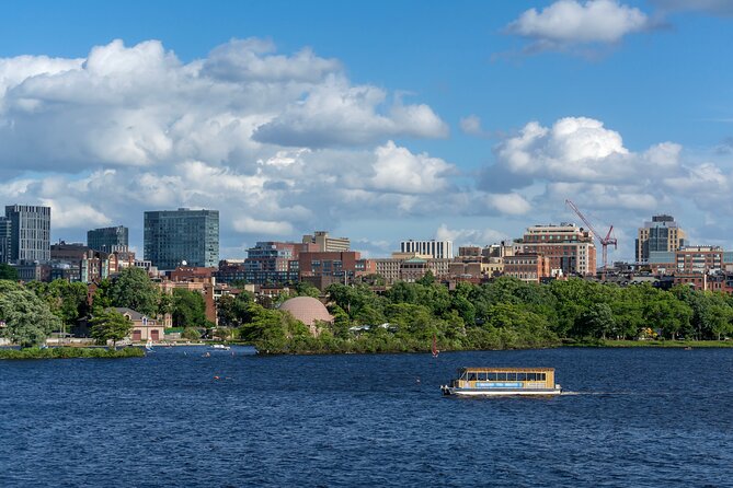 Boston History Walking Tour with USS Constitution and Boat Cruise - A small-group plan that links Charlestown and the harbor