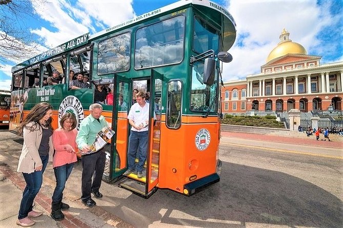 Boston Hop-On Hop-Off Trolley Tour with 13 Stops - Two loops and a Park Plaza transfer: how the route really works