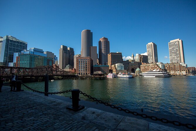Boston Movie Mile Walking Tour - Local actor guiding style: what to expect from the narration