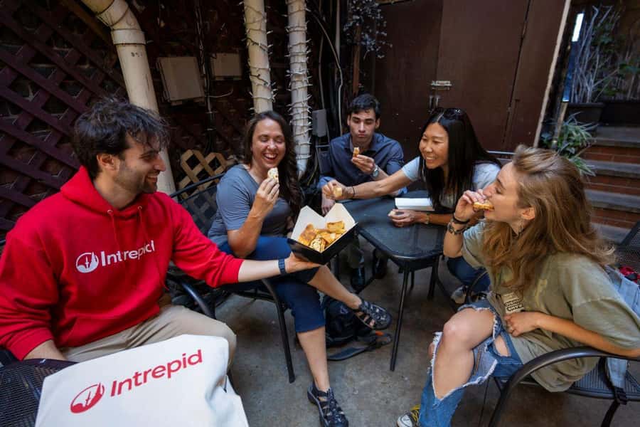 Boston: North End Food Experience with Pizza, Meats & Cheese - North End in 2 Hours: Why this food walk works