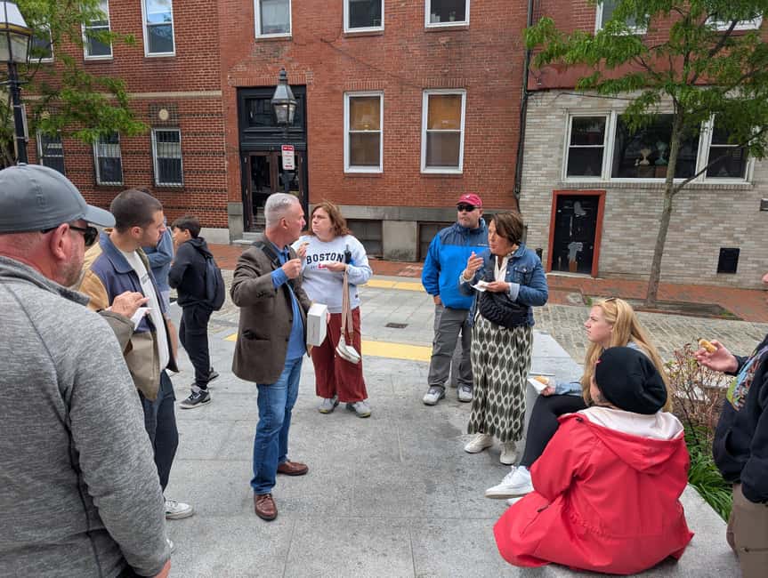 Boston: North End & Little Italy Food Tour with Local Dishes - Freedom Trail Walk, with Paul Revere in Real-Time