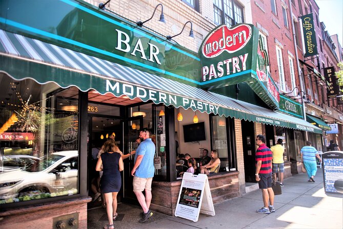 Boston Pizza Lovers Food and History Walking Food Tour - A North End pizza tour that actually explains where you are