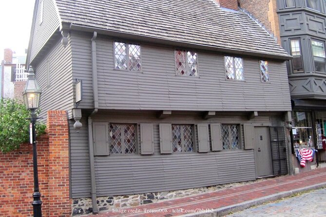 Boston’s Freedom Trail: Private Tour including Paul Revere House - Inside the Paul Revere House: the ticketed experience you should not skip