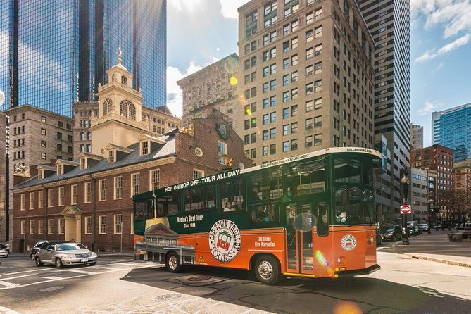 Boston Shore Excursion: Boston Hop-On Hop-Off Trolley Tour - The Green City Tour Loop: 9 stops and the Boston highlights you want to hit fast