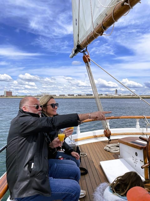 Boston: Sunday Pastry & Prosecco Sail on Boston Harbor - Weather matters more than you think