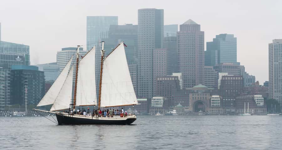 Boston: Sunset Tall Ship Harbor Cruise - The 2-hour cruise flow: from sail raising to relaxed harbor time