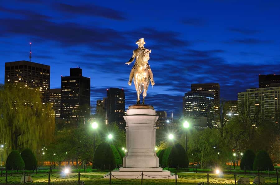 Boston: The Ghosts of Boston Tour - A focused 90-minute spooky stroll you can fit into any Boston day