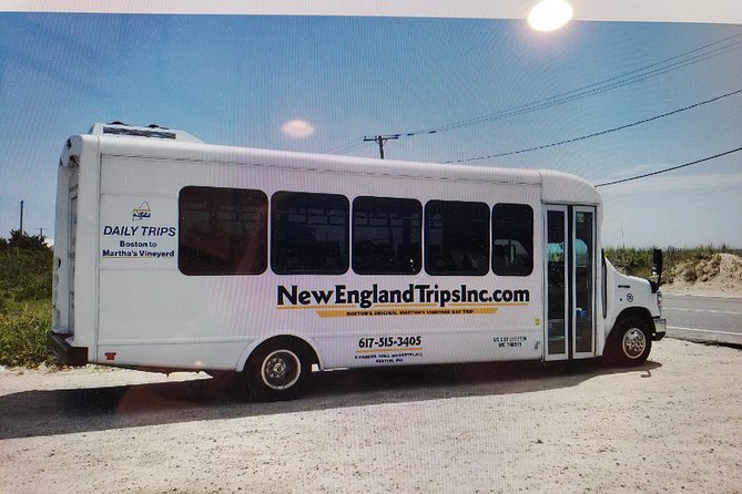 Boston to Martha's Vineyard Day Trip with Optional Island Tour - Optional Island Tour Upgrade: A Structured Look at Aquinnah and Edgartown