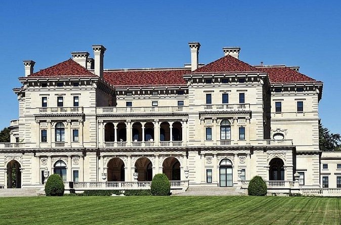 Boston to Newport: Breakers and Marble House Small Group Tour - The Breakers: where wealth meets ocean air