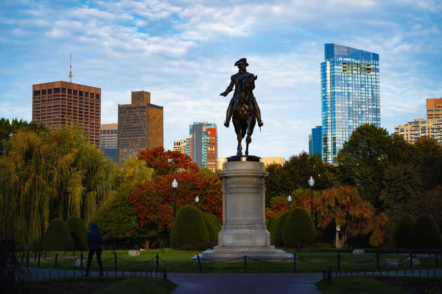 Boston: Top 10 Freedom Trail & 'Cheers' Guided Walking Tour - Tour route that connects Boston Common, Faneuil Hall, and Beacon Hill