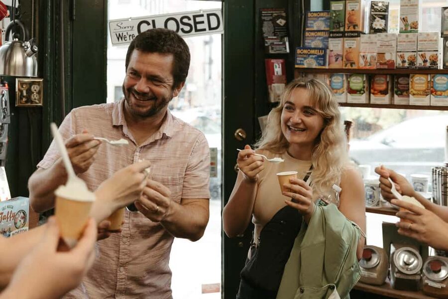 Boston: Ultimate Historic Food & Drink Tour - Freedom Trail on foot, with history tied to your plate