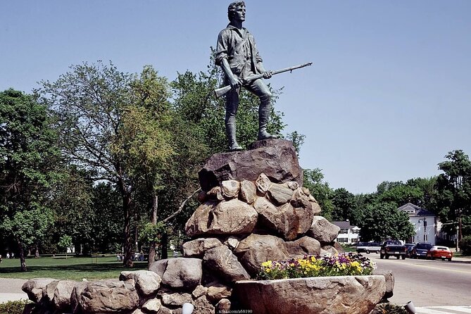 Cambridge, Lexington, & Concord: Private Revolutionary War Tour - Stop 3 in Lexington: April 19, 1775 First Battle
