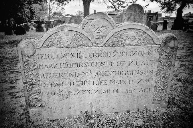 Cemetery and Witchcraft Trials Tour - The Small Group Size That Makes a Walk Feel Personal