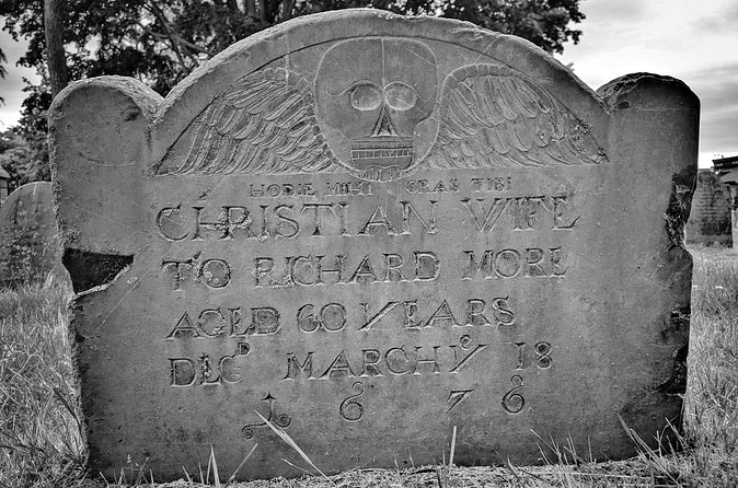 Cemetery and Witchcraft Trials Tour - Who This Tour Suits Best, and Who Might Want Something Different