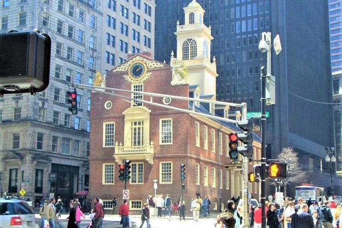 Downtown Freedom Trail, Beacon Hill & Back Bay Walking Tour - Boston Public Garden: Swan Boats and the Story Behind Back Bay