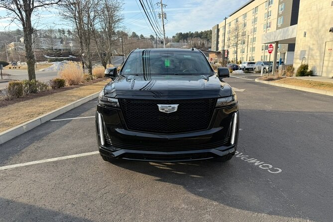 First Class Private Airport Transfer from Boston Logan - Chauffeur Arrival and Communication: The Part That Reduces Stress