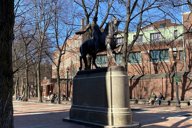 Freedom Trail Walking Tour in Boston in French - North End, Paul Revere, and Old North Church, the story gets personal