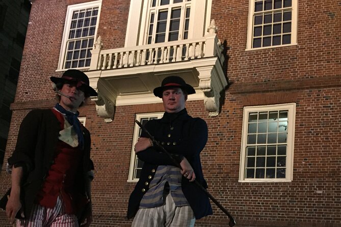 French-American Guided Tour of the Freedom Trail, Boston - Old State House: the Boston Massacre focus