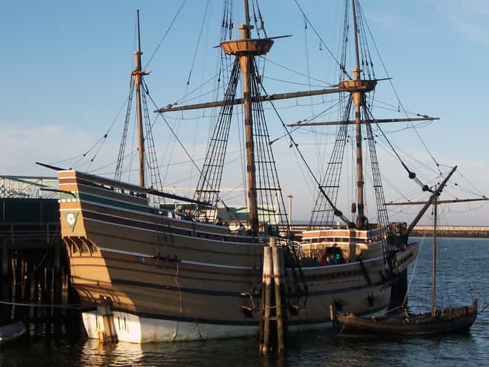 From Boston: Quincy, Plymouth, and Mayflower II Day Trip - Scituate coastline and the Scituate Lighthouse stop
