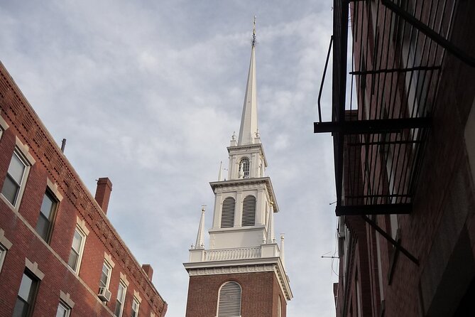 Full-Day Minivan Tour of Revolutionary Boston, Lexington and Concord - Faneuil Hall, Old State House, and Granary Burying Ground: where arguments became action